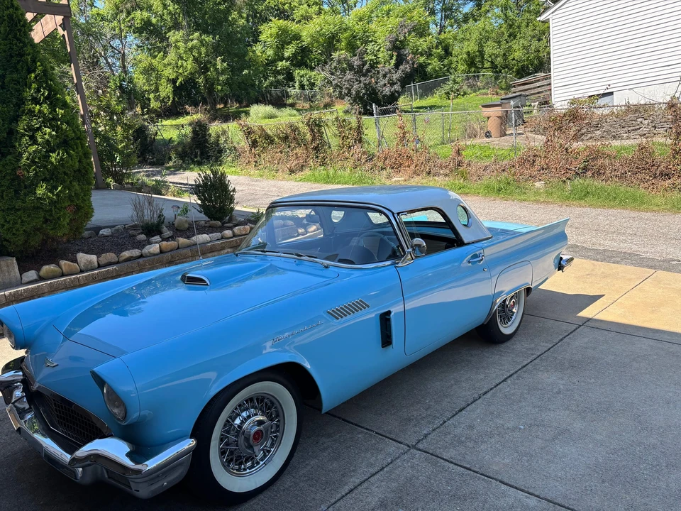 1957 Ford Thunderbird 1st Gen - Image 10 of 31