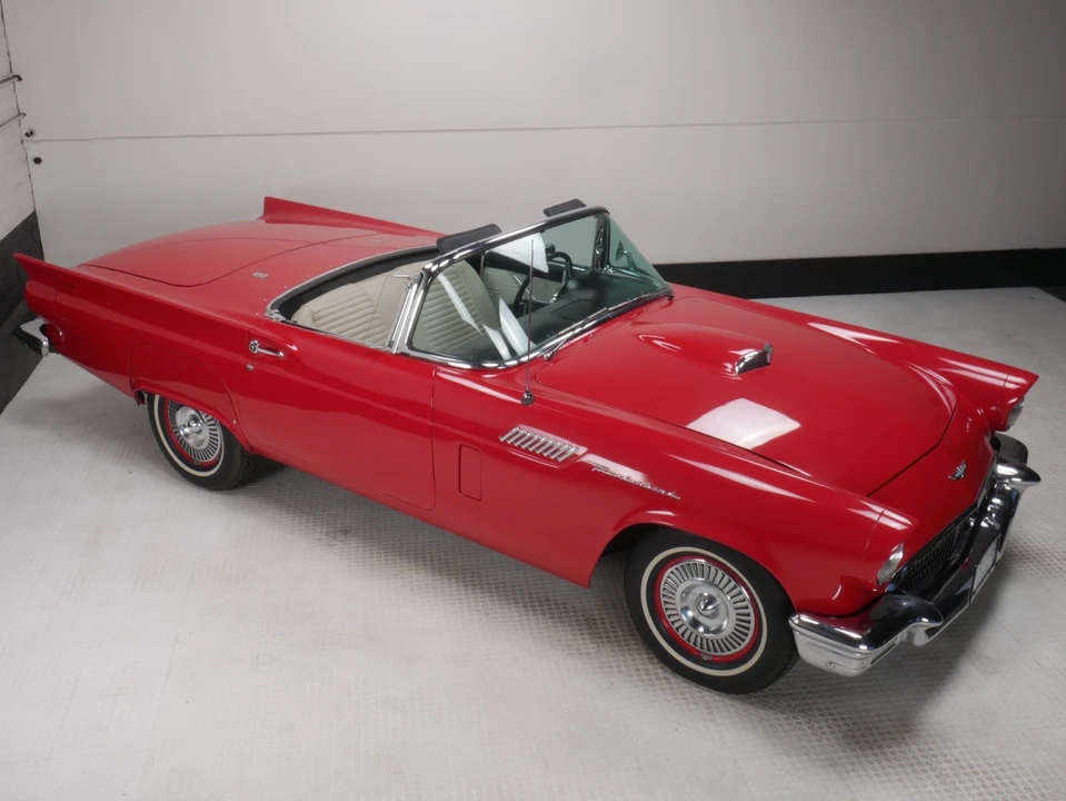 1957 Ford Thunderbird 1st Gen - Image 13 of 31