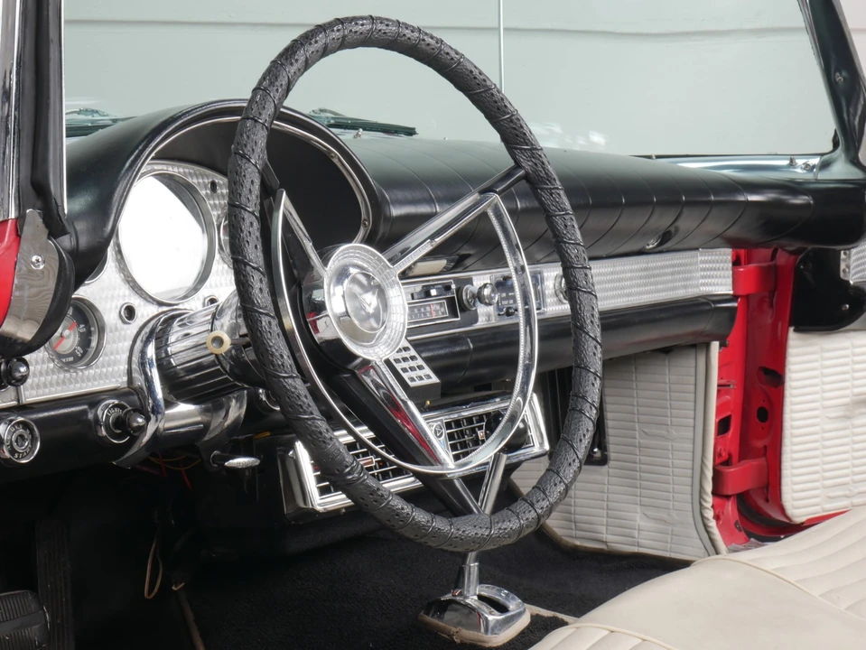1957 Ford Thunderbird 1st Gen - Image 25 of 31