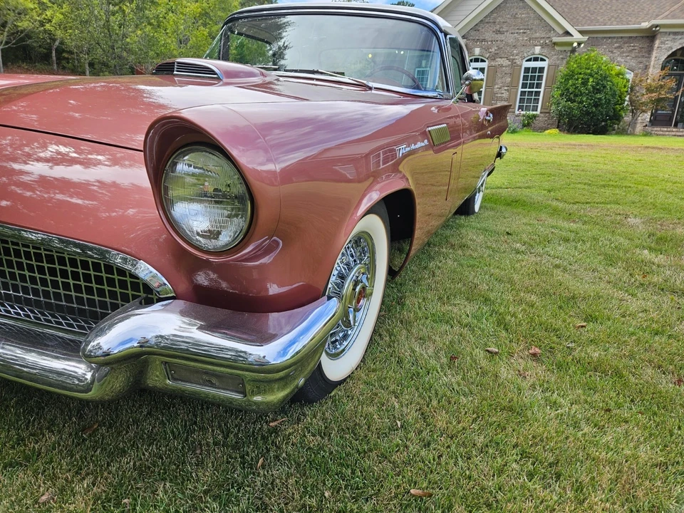1957 Ford Thunderbird 1st Gen - Image 11 of 21