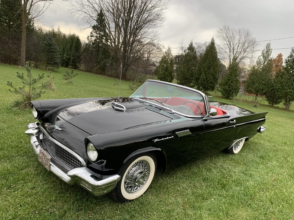 1957 Ford Thunderbird 1st Gen - Image 30 of 31