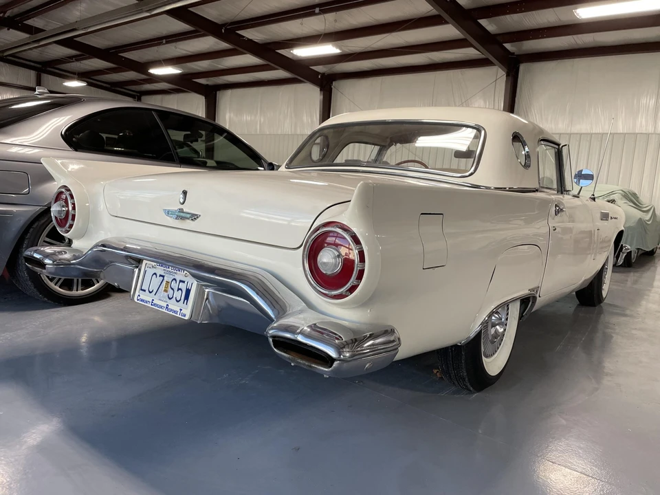 1957 Ford Thunderbird 1st Gen - Image 9 of 31
