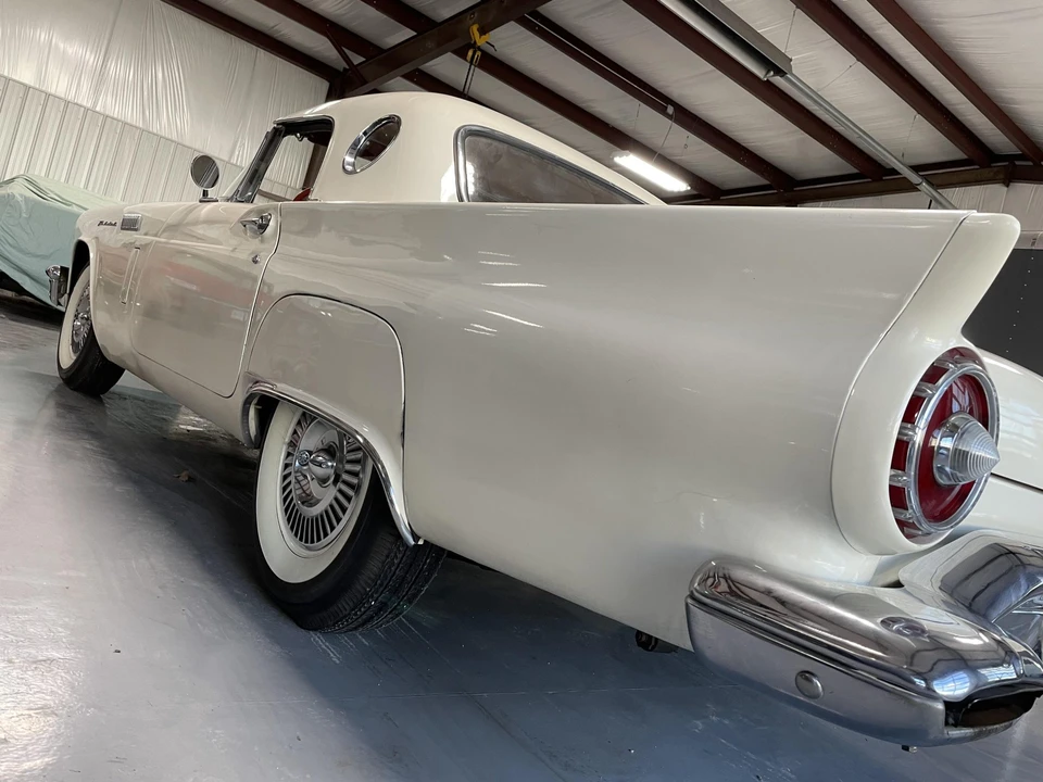 1957 Ford Thunderbird 1st Gen - Image 16 of 31