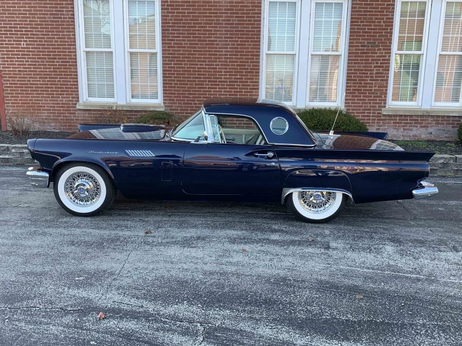 1957 Ford Thunderbird 1st Gen - Image 2 of 8