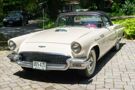 1957 Ford Thunderbird