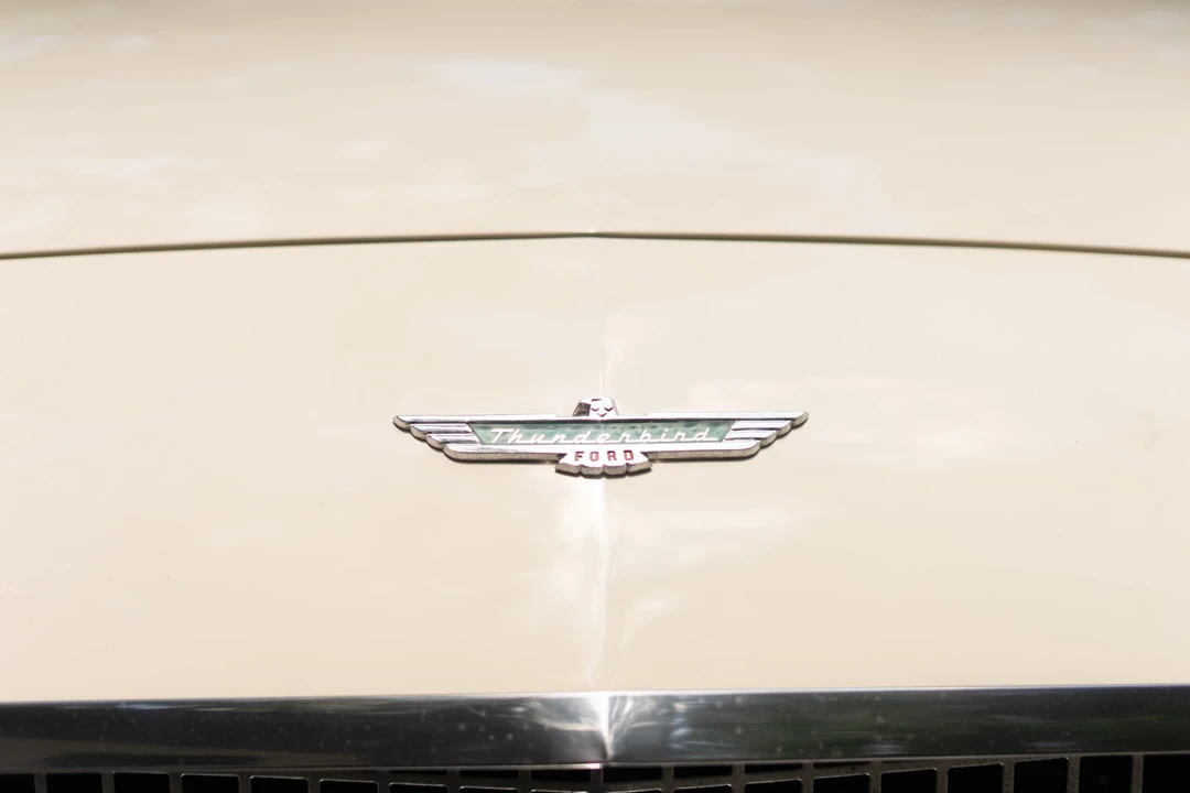 1957 Ford Thunderbird 1st Gen - Image 22 of 31