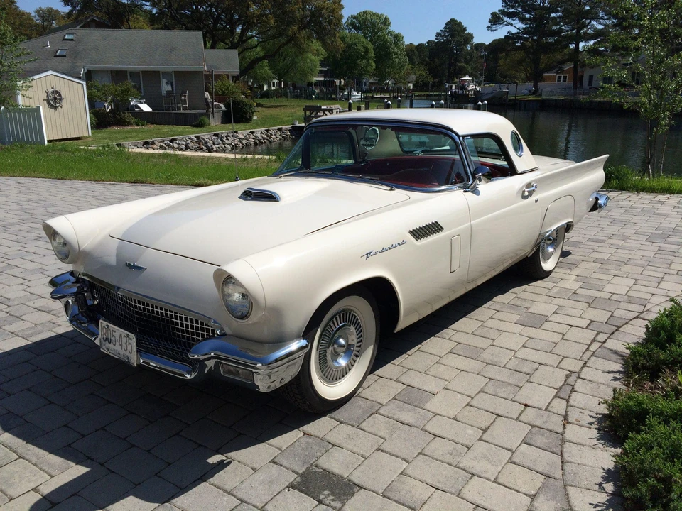 1957 Ford Thunderbird 1st Gen - Image 3 of 31
