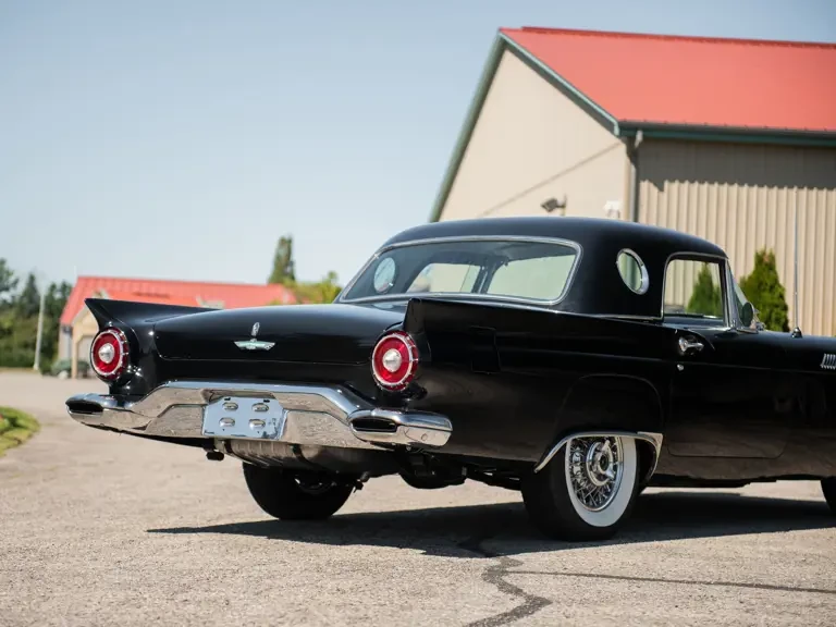 1957 Ford Thunderbird 1st Gen - Image 24 of 31