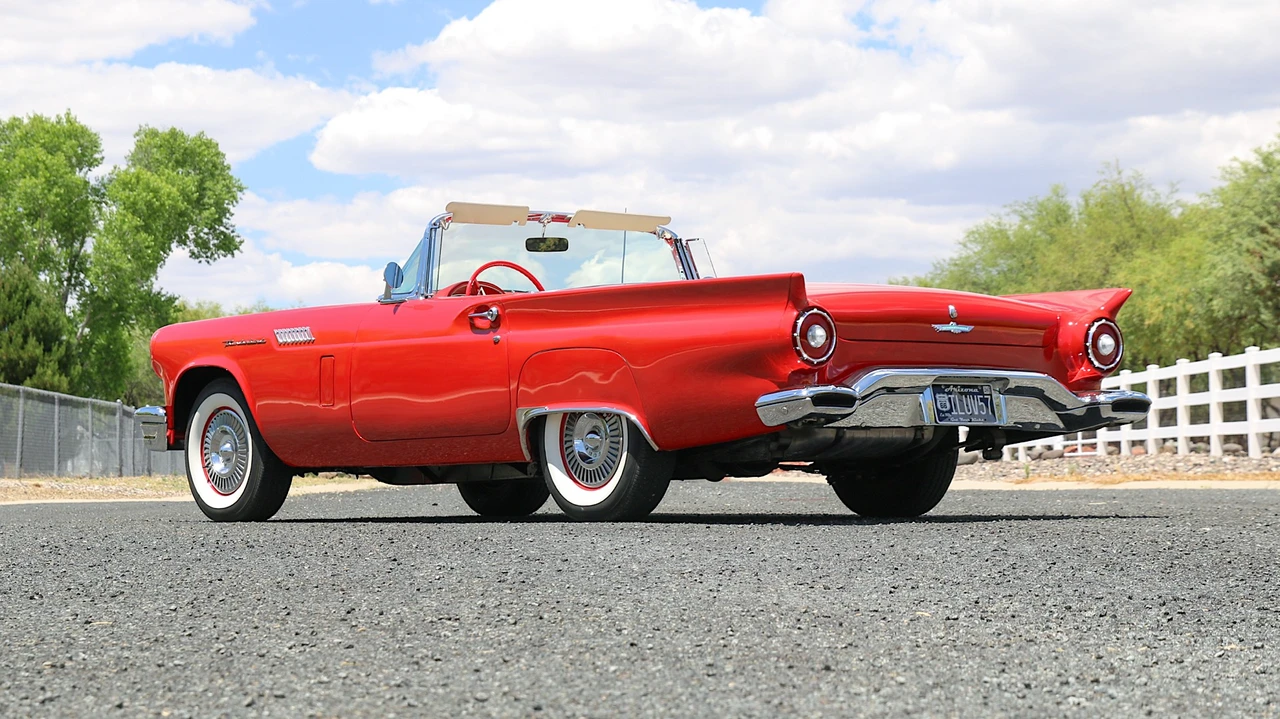 1957 Ford Thunderbird 1st Gen - Image 25 of 31