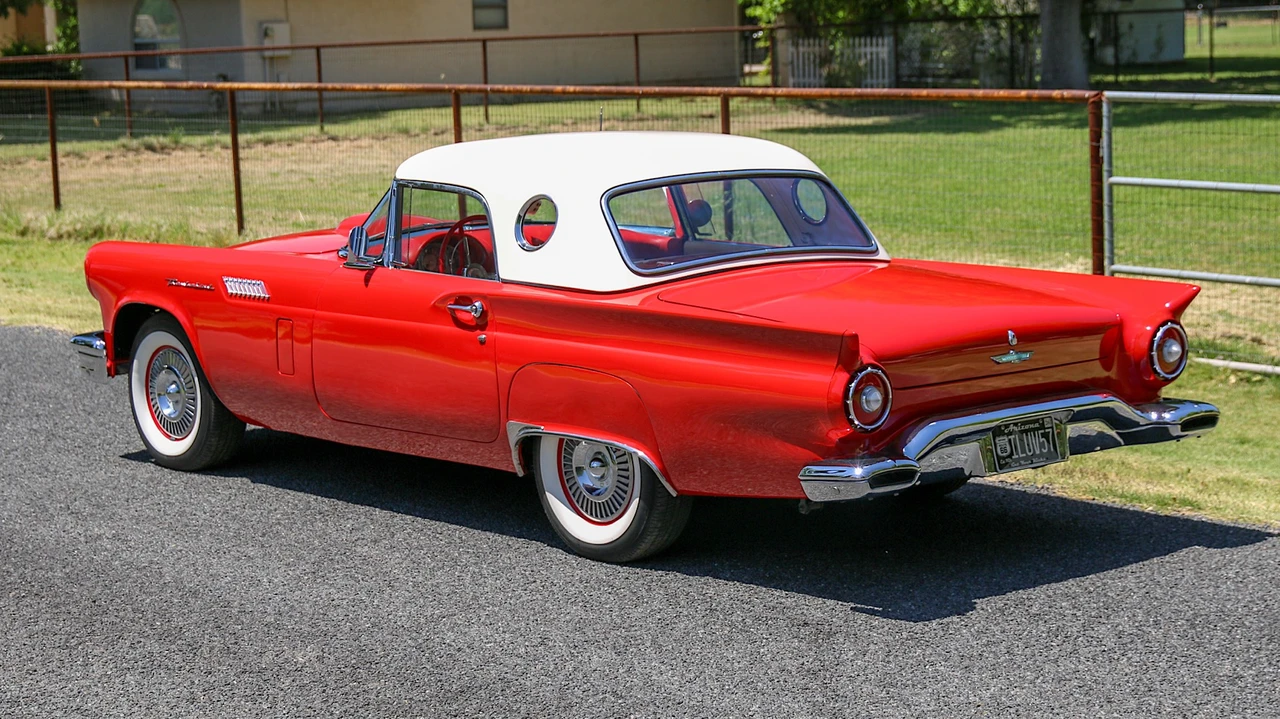 1957 Ford Thunderbird 1st Gen - Image 10 of 31