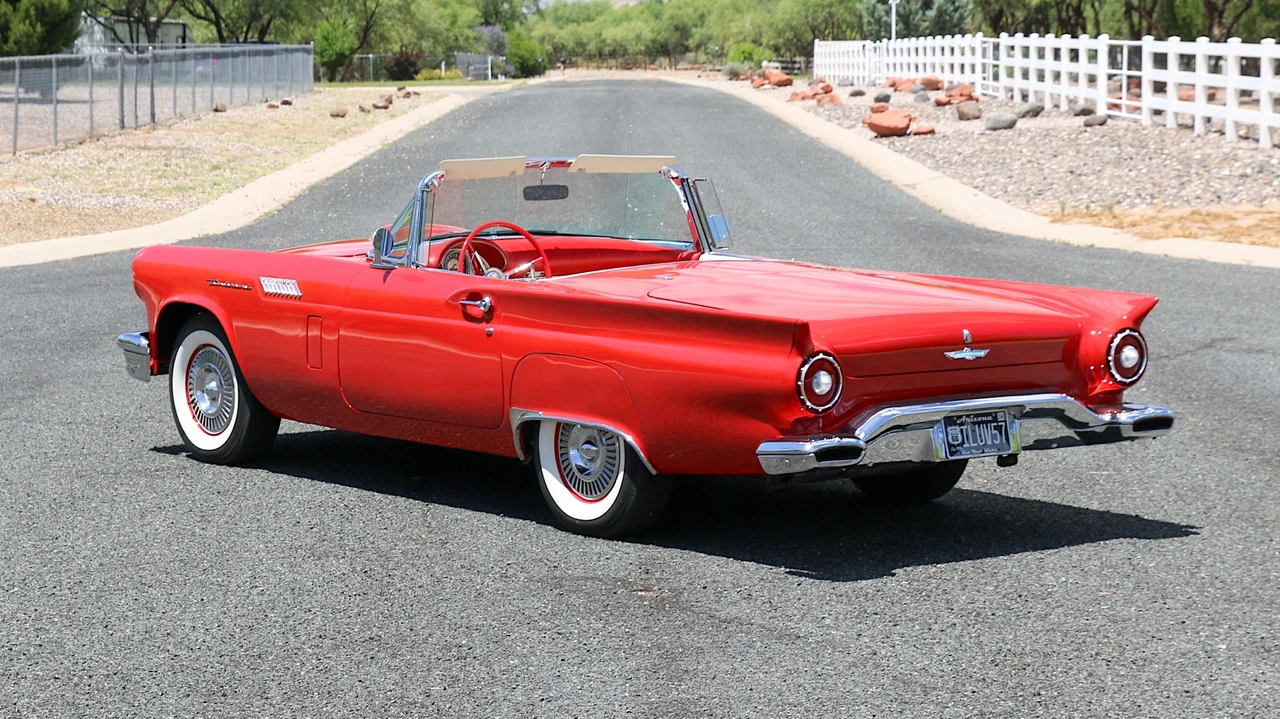 1957 Ford Thunderbird 1st Gen - Image 24 of 31
