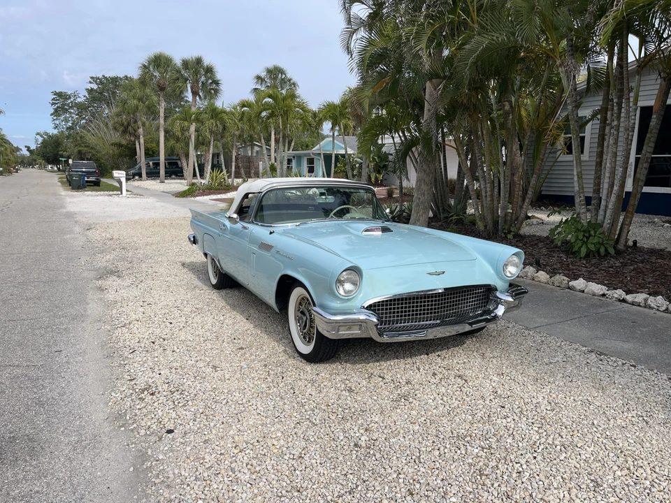 1957 Ford Thunderbird 1st Gen - Image 3 of 31