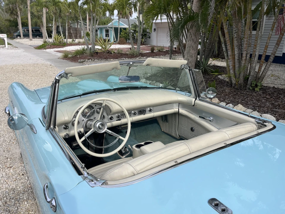 1957 Ford Thunderbird 1st Gen - Image 28 of 31
