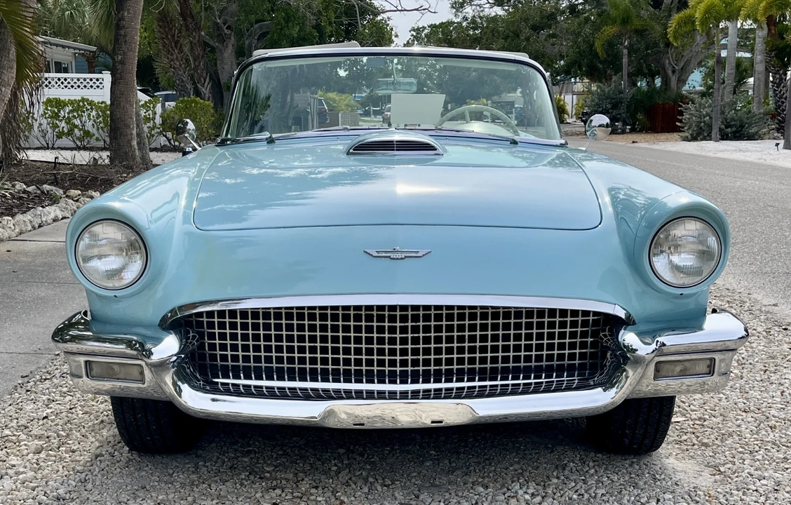 1957 Ford Thunderbird 1st Gen - Image 23 of 31