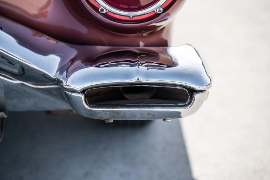 1957 Ford Thunderbird 1st Gen - Image 23 of 31