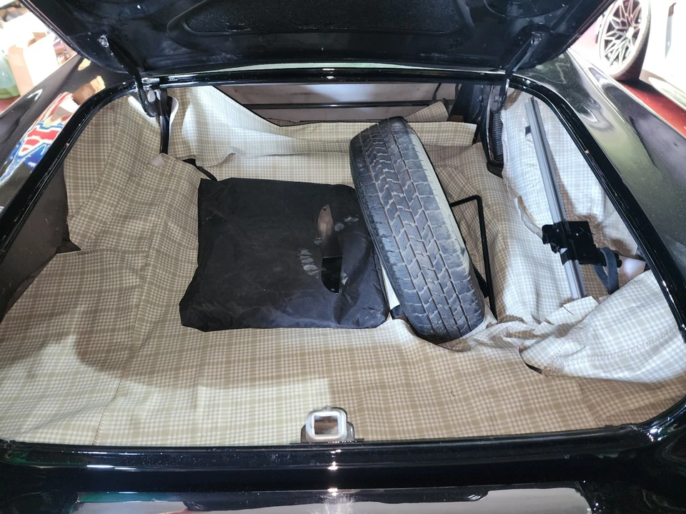 1957 Ford Thunderbird 1st Gen - Image 14 of 28