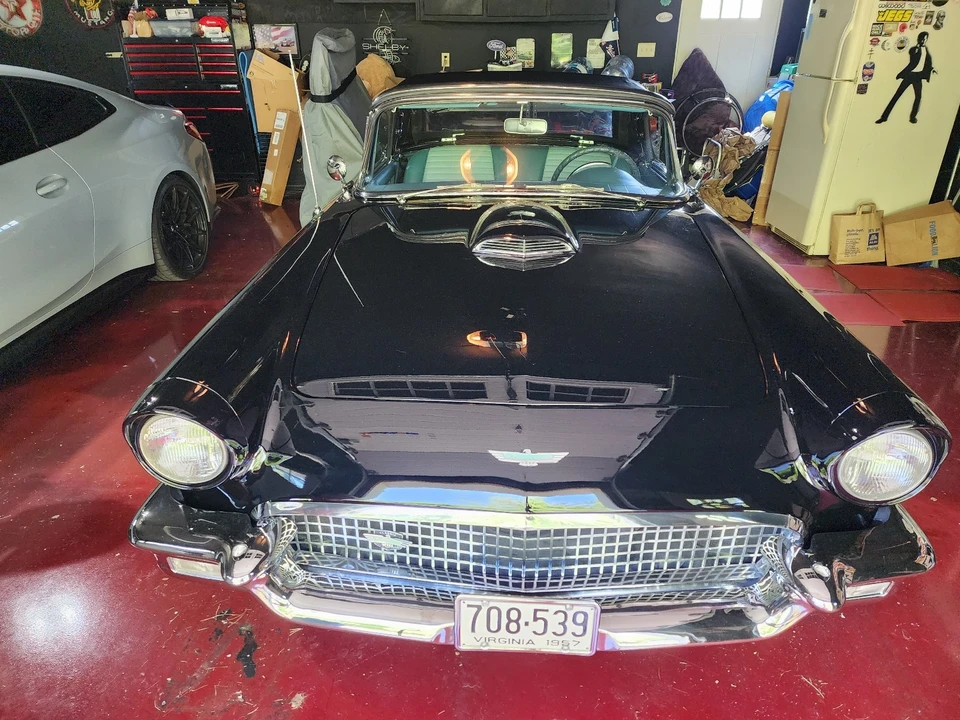 1957 Ford Thunderbird 1st Gen - Image 16 of 28