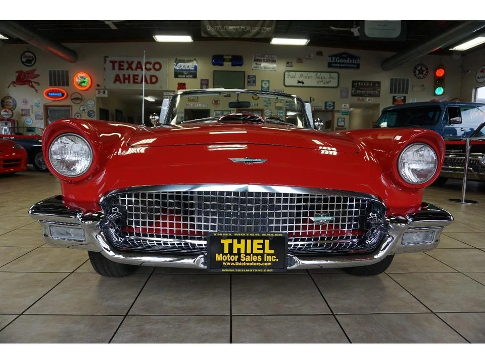 1957 Ford Thunderbird 1st Gen - Image 22 of 31