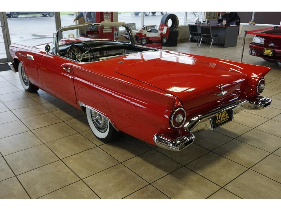 1957 Ford Thunderbird 1st Gen - Image 13 of 31