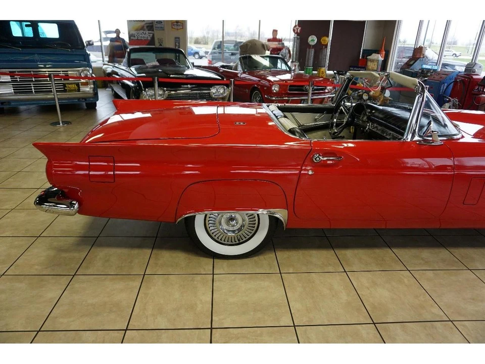 1957 Ford Thunderbird 1st Gen - Image 17 of 31