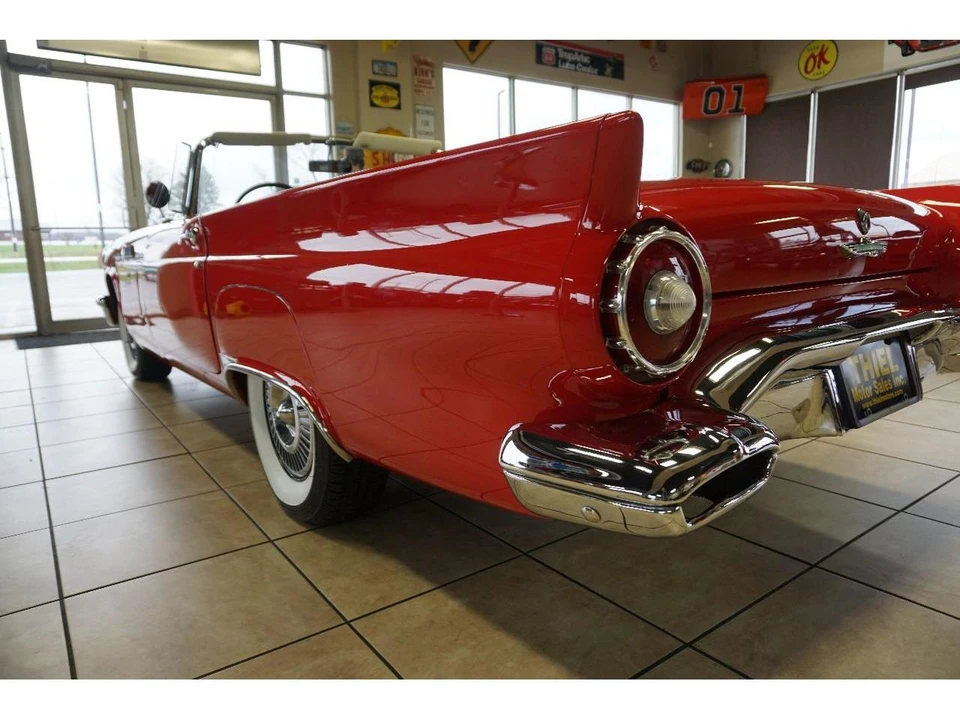 1957 Ford Thunderbird 1st Gen - Image 25 of 31