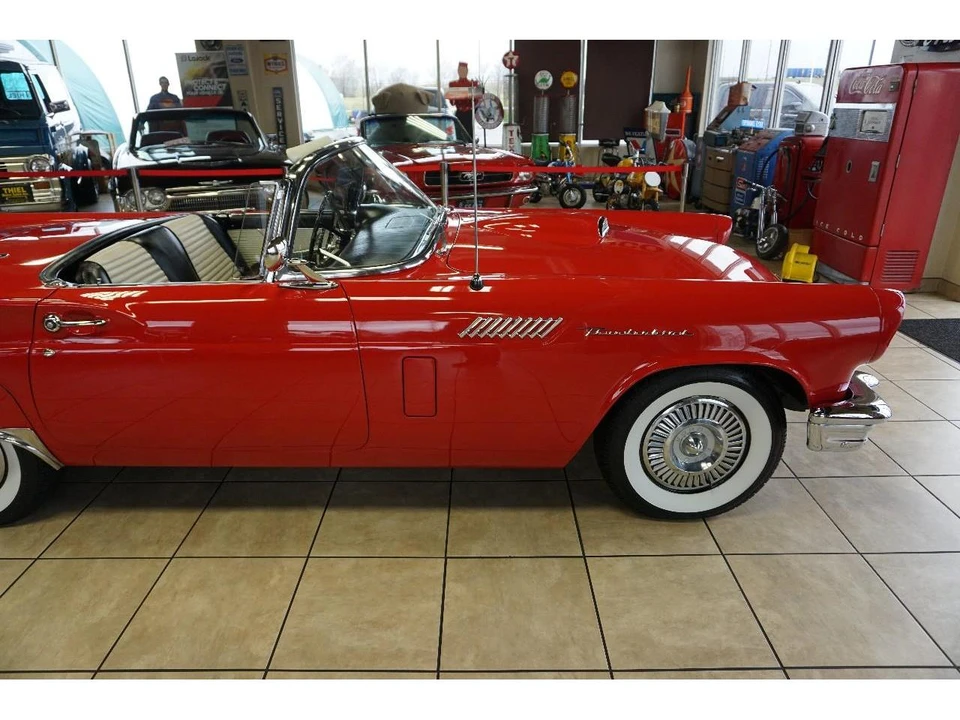 1957 Ford Thunderbird 1st Gen - Image 18 of 31