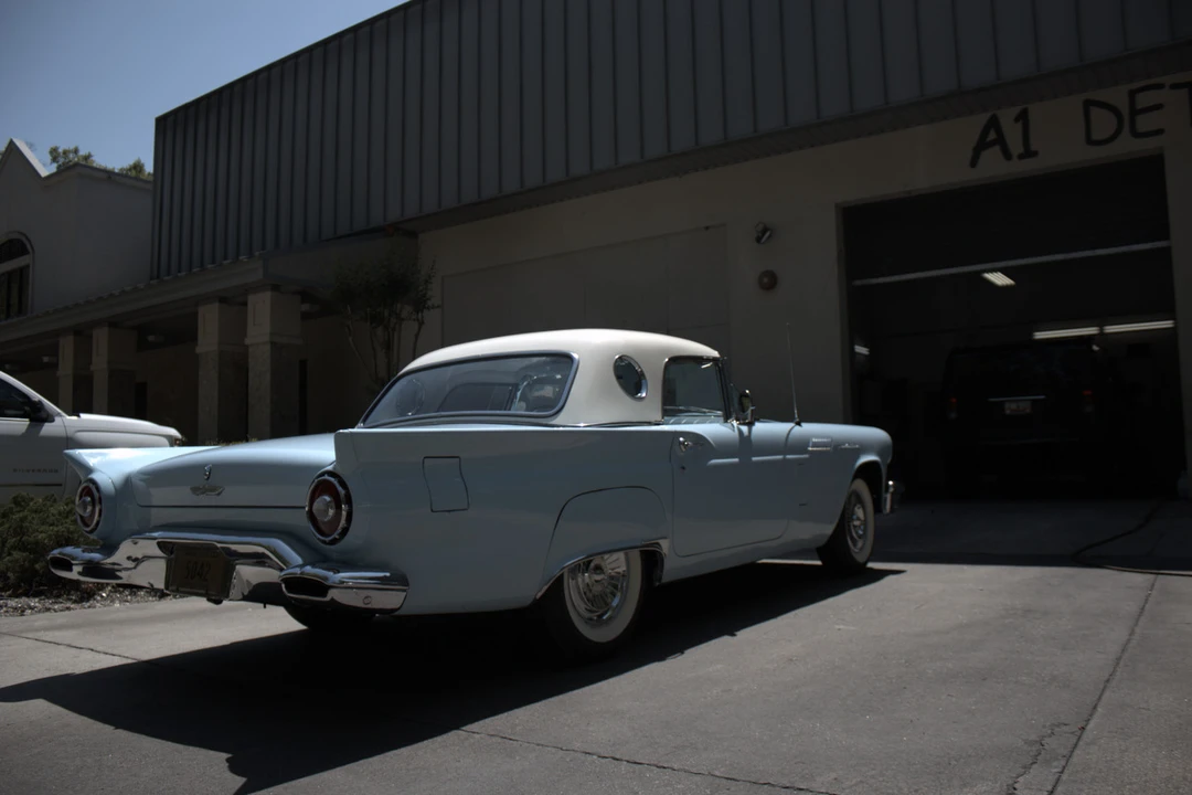 1957 Ford Thunderbird 1st Gen - Image 29 of 31