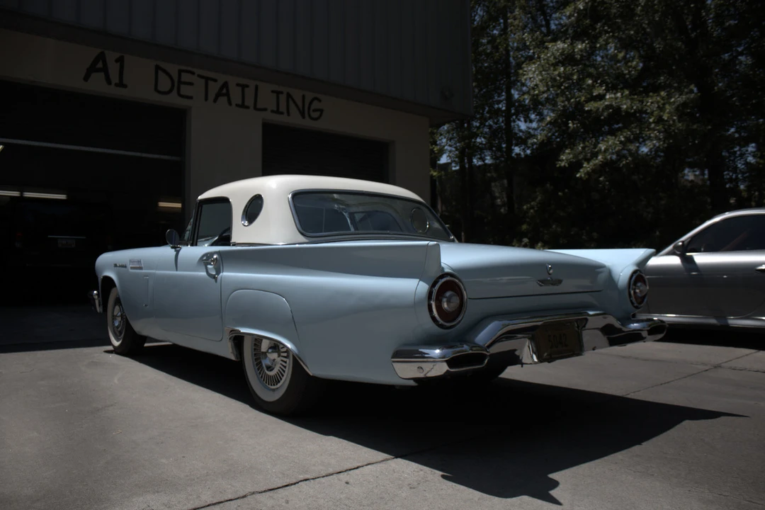 1957 Ford Thunderbird 1st Gen - Image 25 of 31