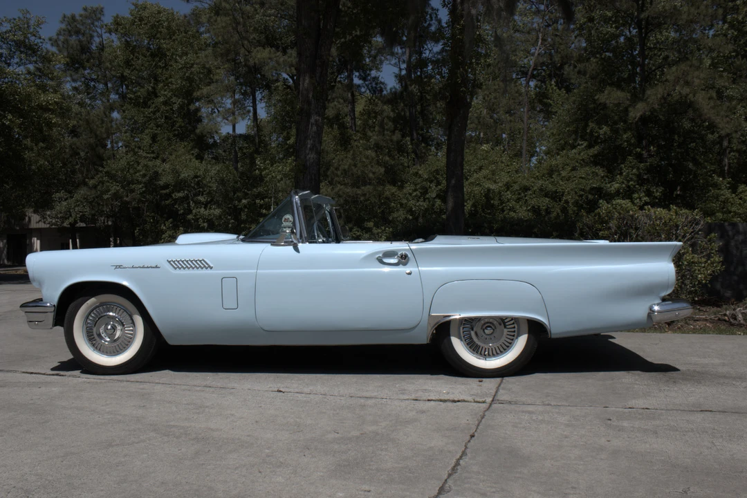 1957 Ford Thunderbird 1st Gen - Image 21 of 31