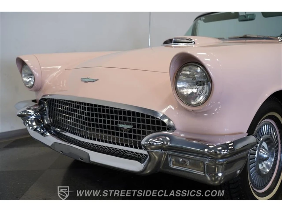 1957 Ford Thunderbird 1st Gen - Image 27 of 31