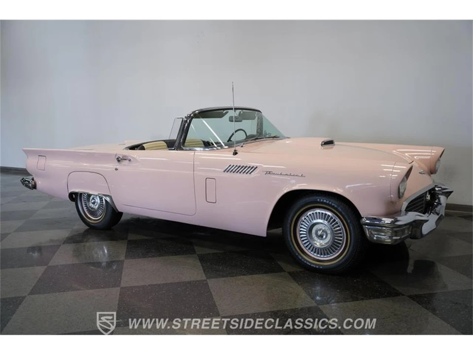 1957 Ford Thunderbird 1st Gen - Image 16 of 31