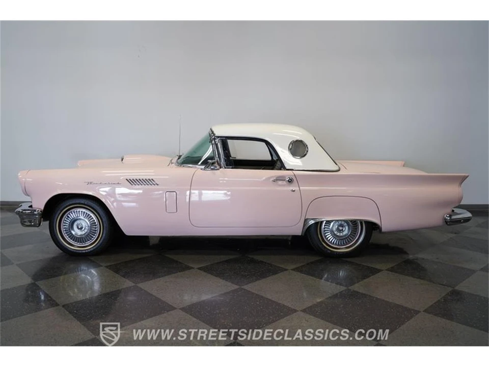 1957 Ford Thunderbird 1st Gen - Image 24 of 31