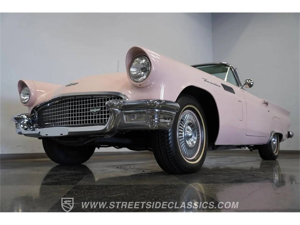 1957 Ford Thunderbird 1st Gen - Image 20 of 31