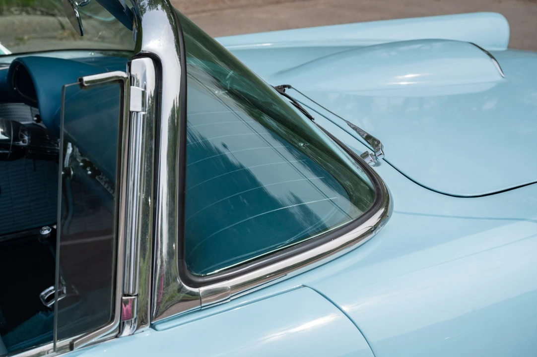 1957 Ford Thunderbird 1st Gen - Image 20 of 31