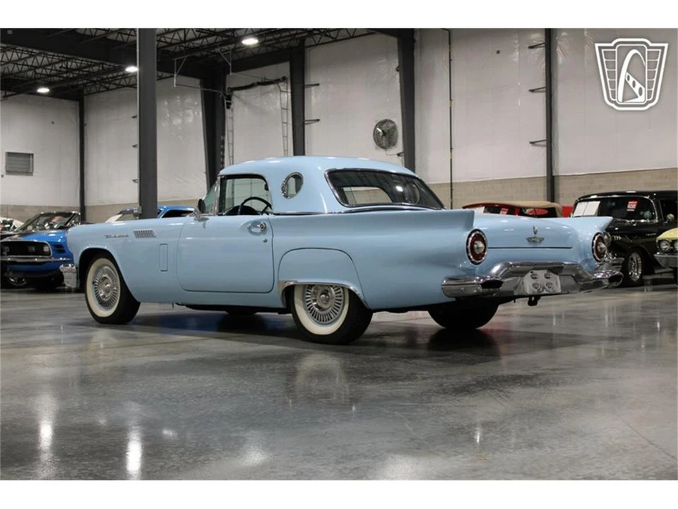 1957 Ford Thunderbird 1st Gen - Image 26 of 31