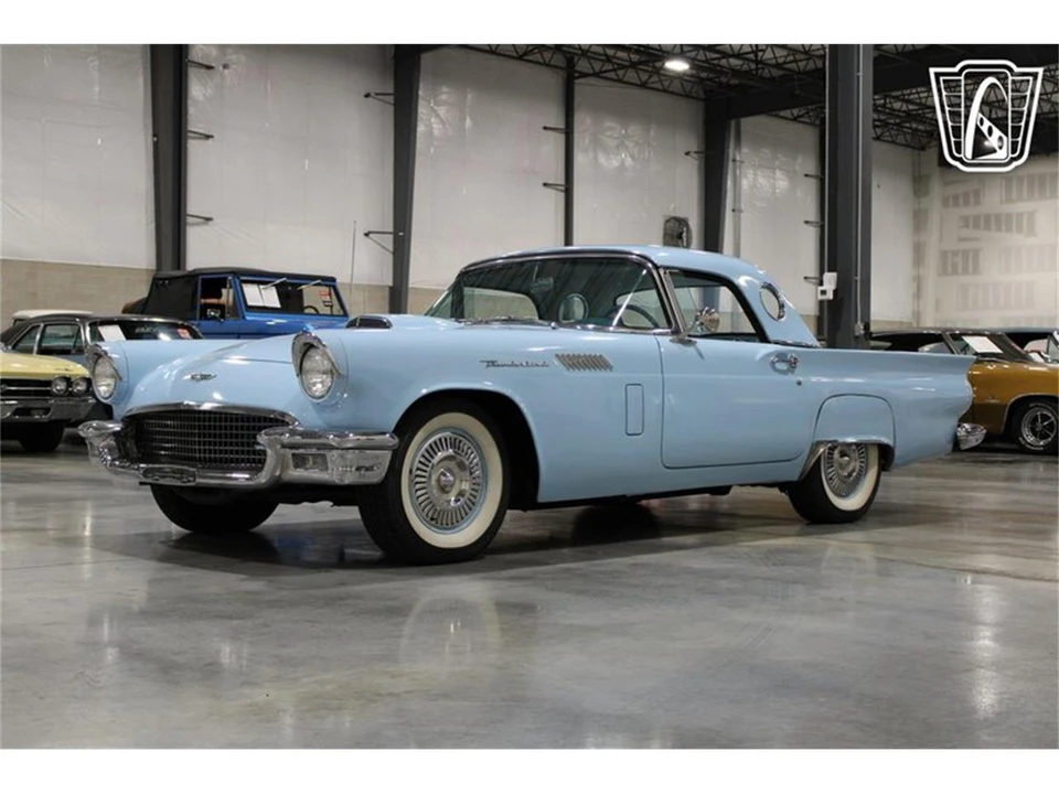 1957 Ford Thunderbird 1st Gen - Image 24 of 31
