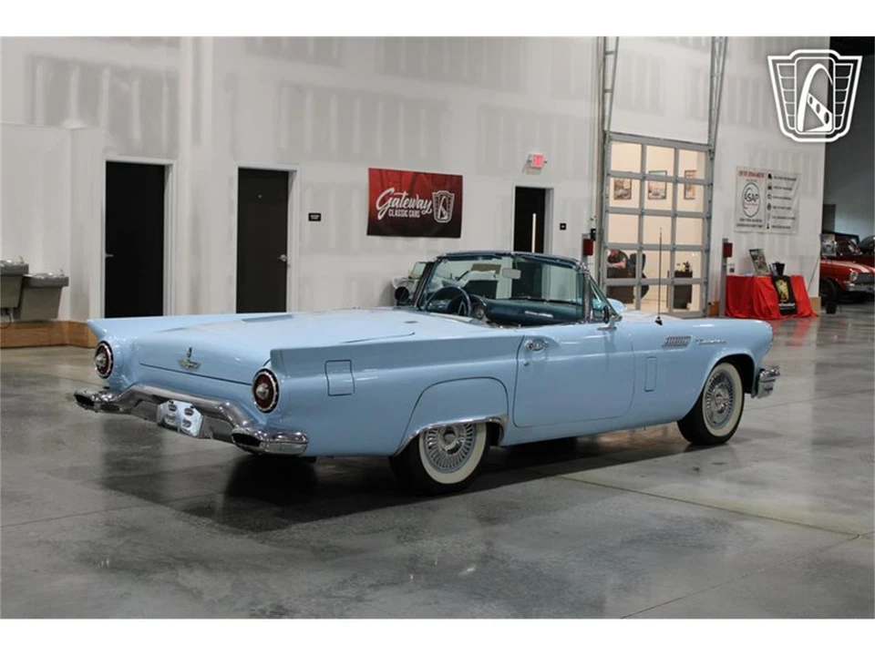 1957 Ford Thunderbird 1st Gen - Image 4 of 31