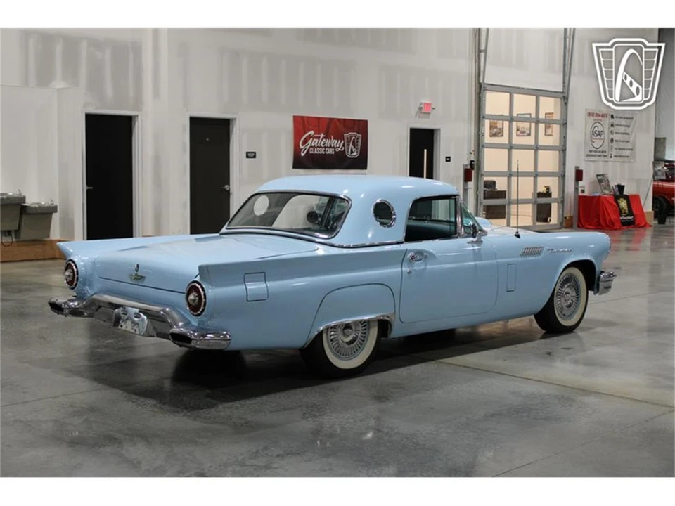 1957 Ford Thunderbird 1st Gen - Image 20 of 31