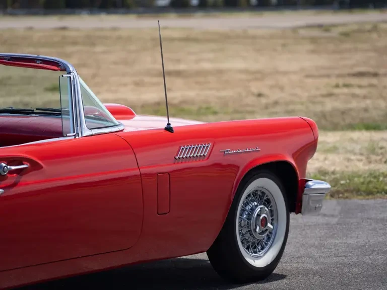 1957 Ford Thunderbird 1st Gen - Image 26 of 31