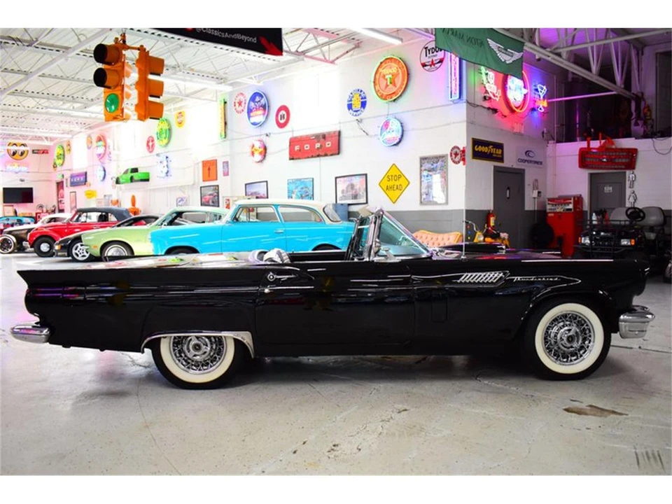 1957 Ford Thunderbird 1st Gen - Image 4 of 31