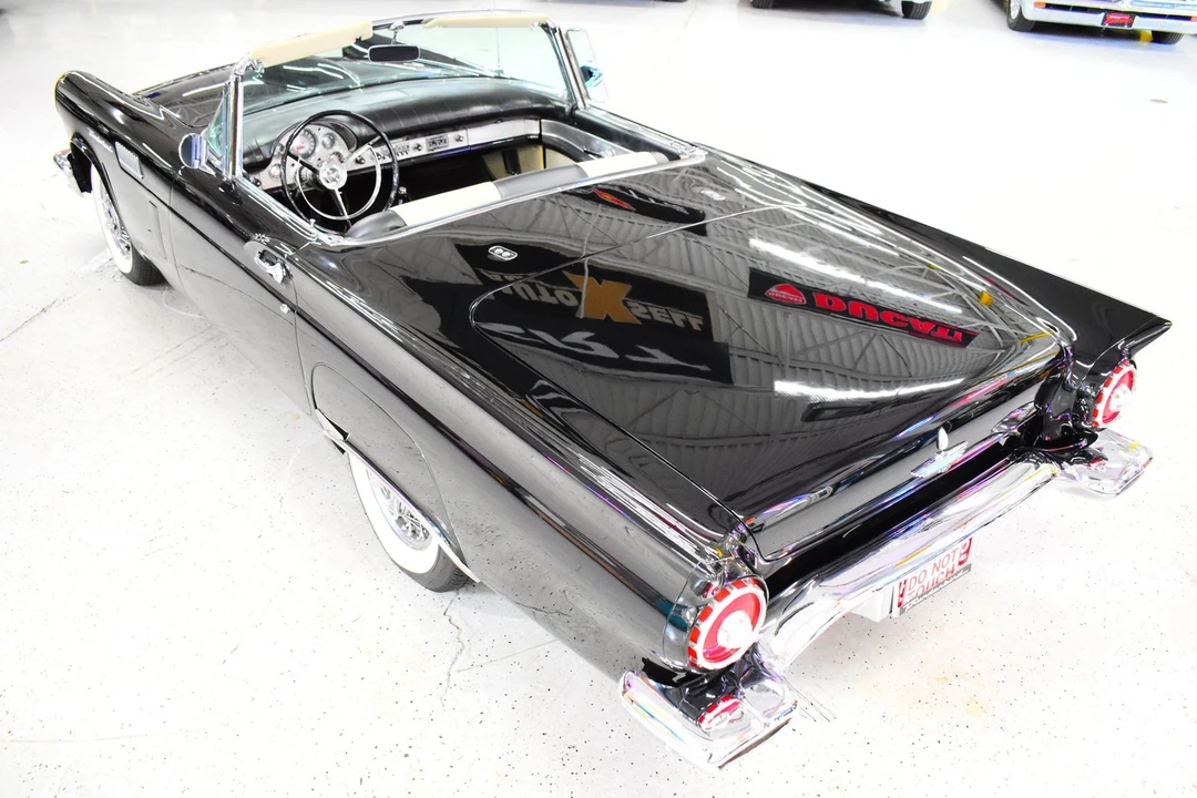 1957 Ford Thunderbird 1st Gen - Image 16 of 20