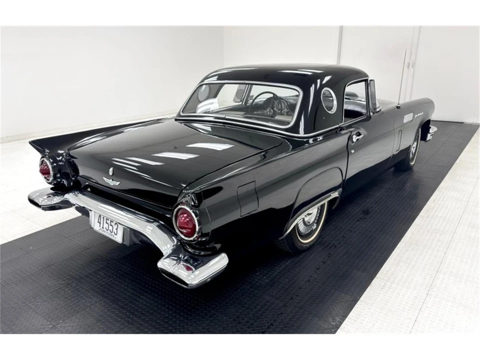 1957 Ford Thunderbird 1st Gen - Image 11 of 31