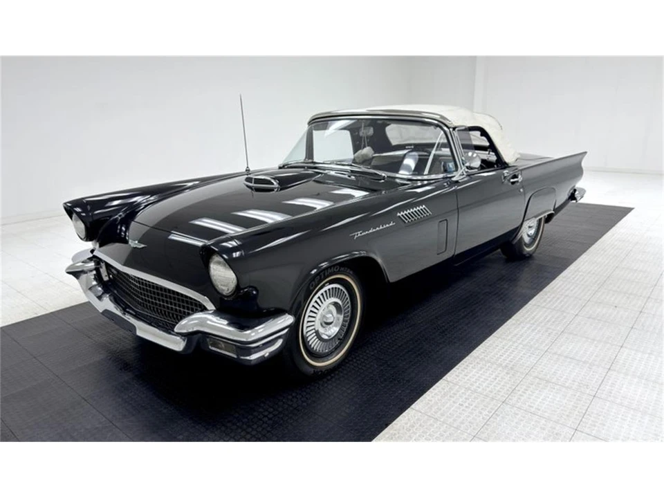 1957 Ford Thunderbird 1st Gen - Image 2 of 31