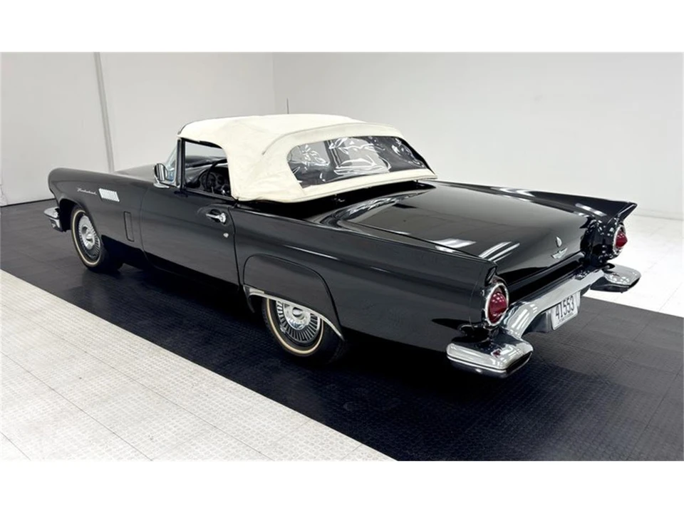 1957 Ford Thunderbird 1st Gen - Image 8 of 31
