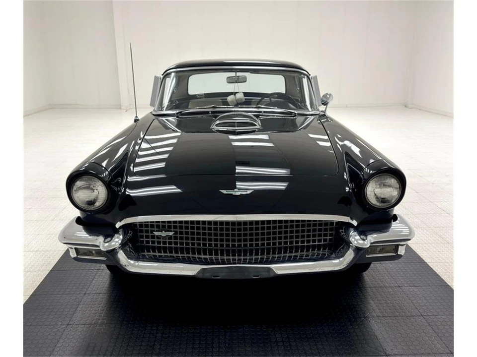 1957 Ford Thunderbird 1st Gen - Image 14 of 31