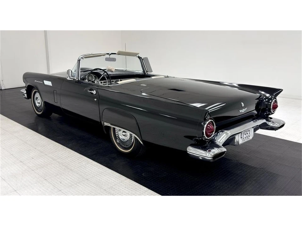 1957 Ford Thunderbird 1st Gen - Image 9 of 31