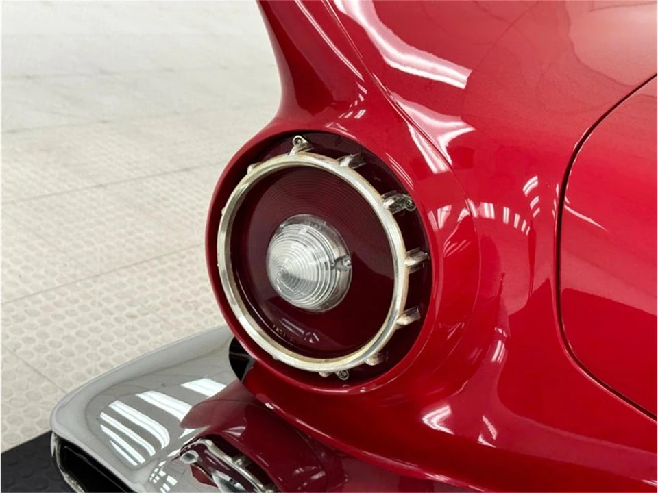1957 Ford Thunderbird 1st Gen - Image 25 of 31