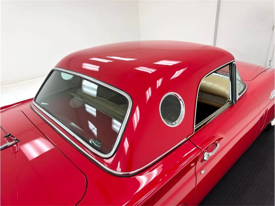 1957 Ford Thunderbird 1st Gen - Image 27 of 31
