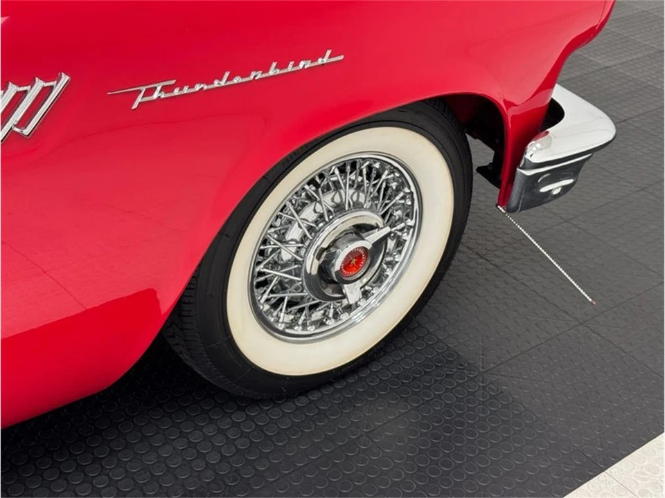 1957 Ford Thunderbird 1st Gen - Image 28 of 31
