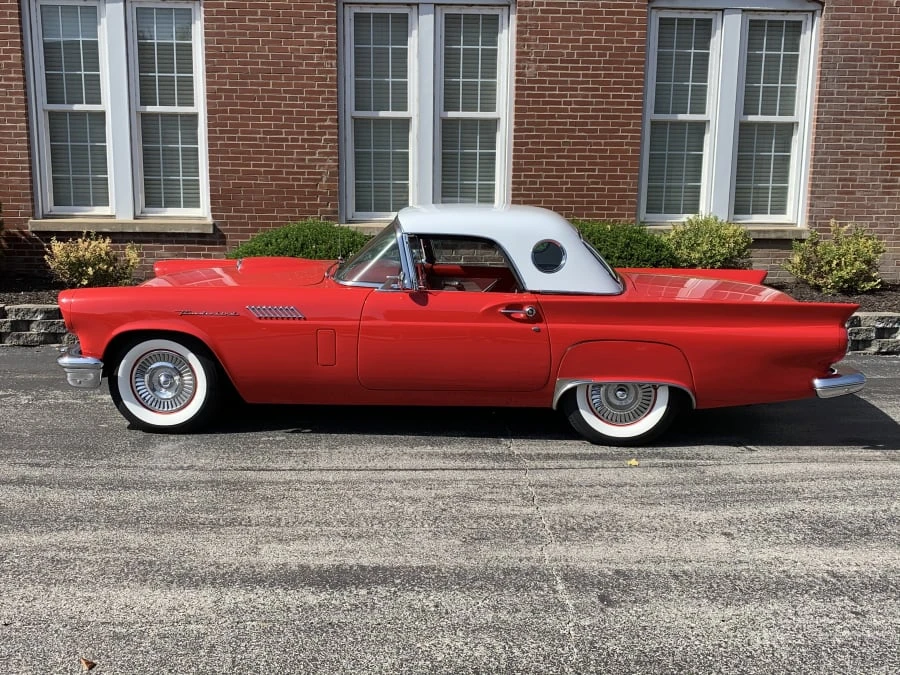 1957 Ford Thunderbird 1st Gen - Image 2 of 8